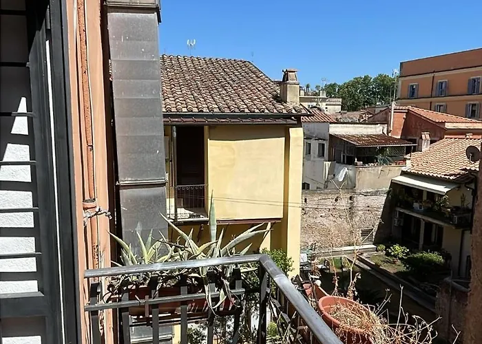 Rustic Loft In Trastvere * Ρώμη